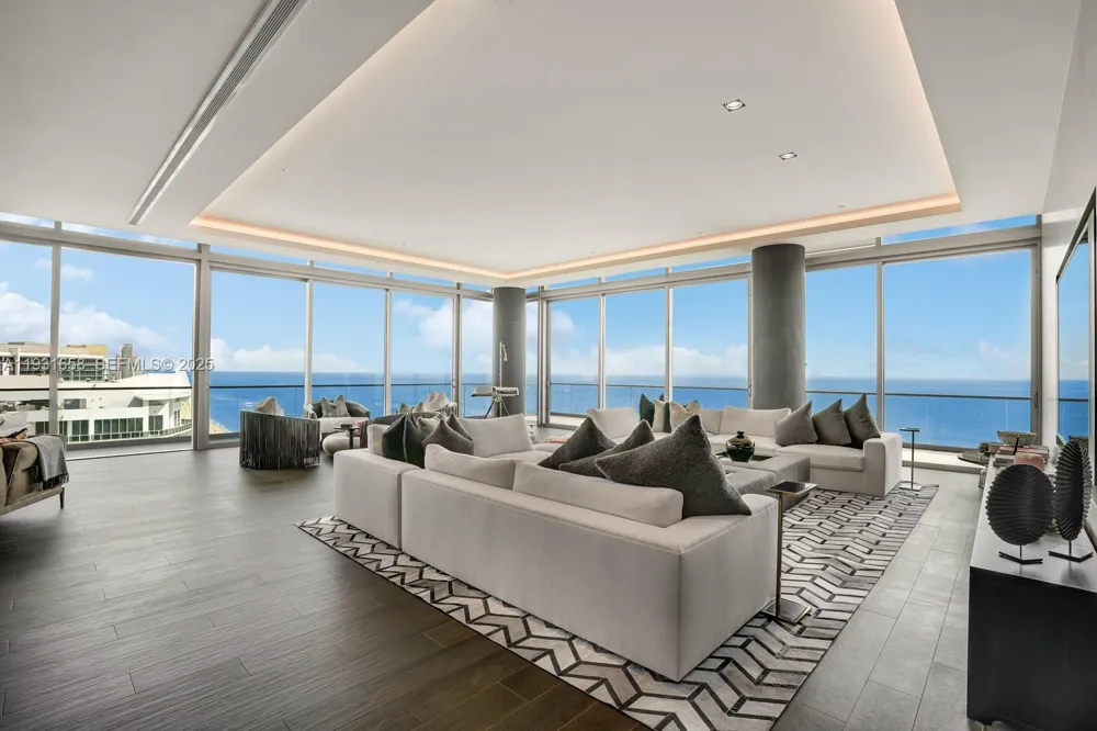 10203 Collins Ave #2801 Bal Harbour, FL 33154