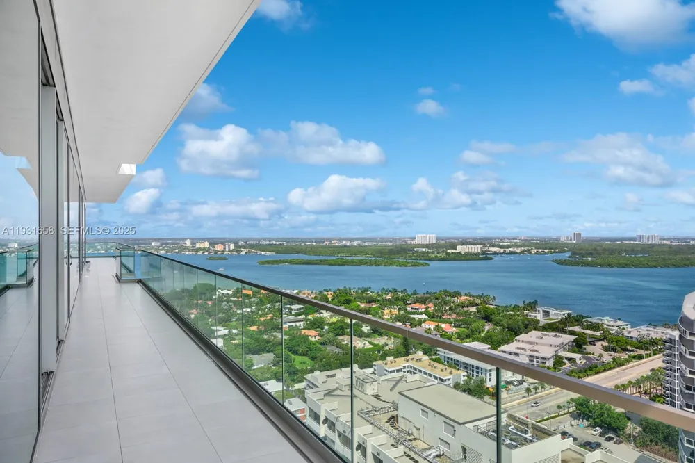 10203 Collins Ave #2801 Bal Harbour, FL 33154