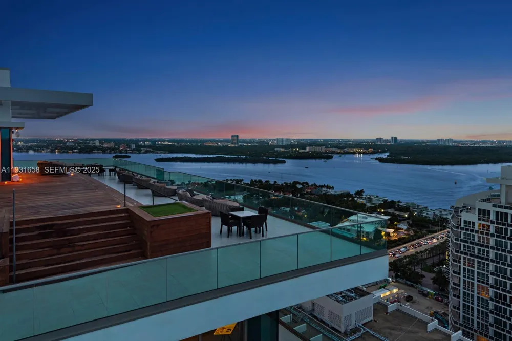 10203 Collins Ave #2801 Bal Harbour, FL 33154