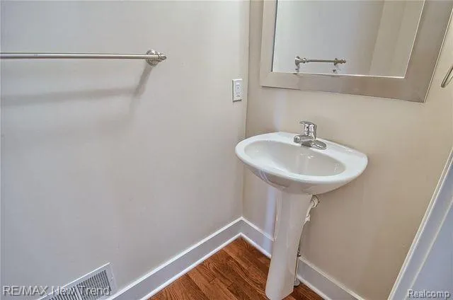 187 Summit View Trail Milford Village, MI 48381