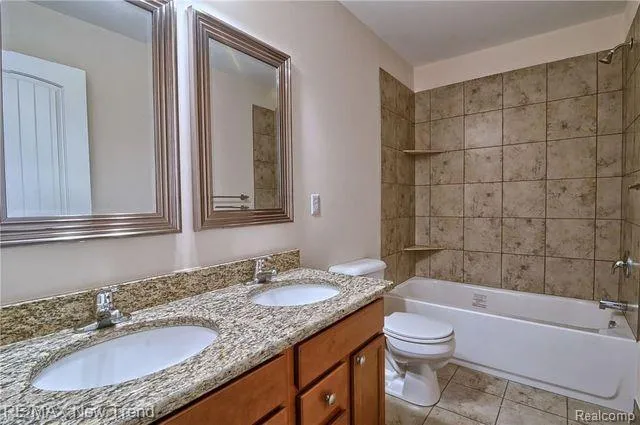 187 Summit View Trail Milford Village, MI 48381