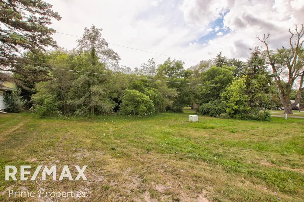 9560 Birch Run Road Birch Run Township, MI 48415