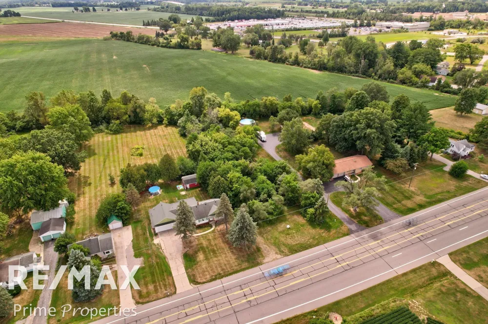 9560 Birch Run Road Birch Run Township, MI 48415
