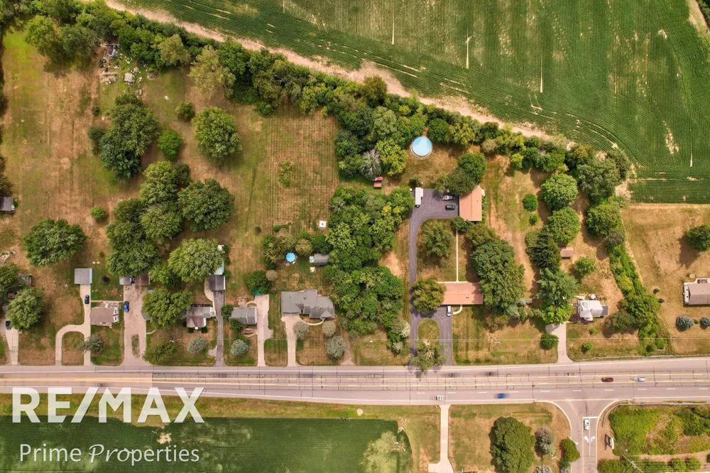 9560 Birch Run Road Birch Run Township, MI 48415