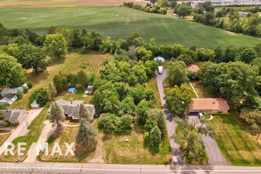 9560 Birch Run Road Birch Run Township, MI 48415