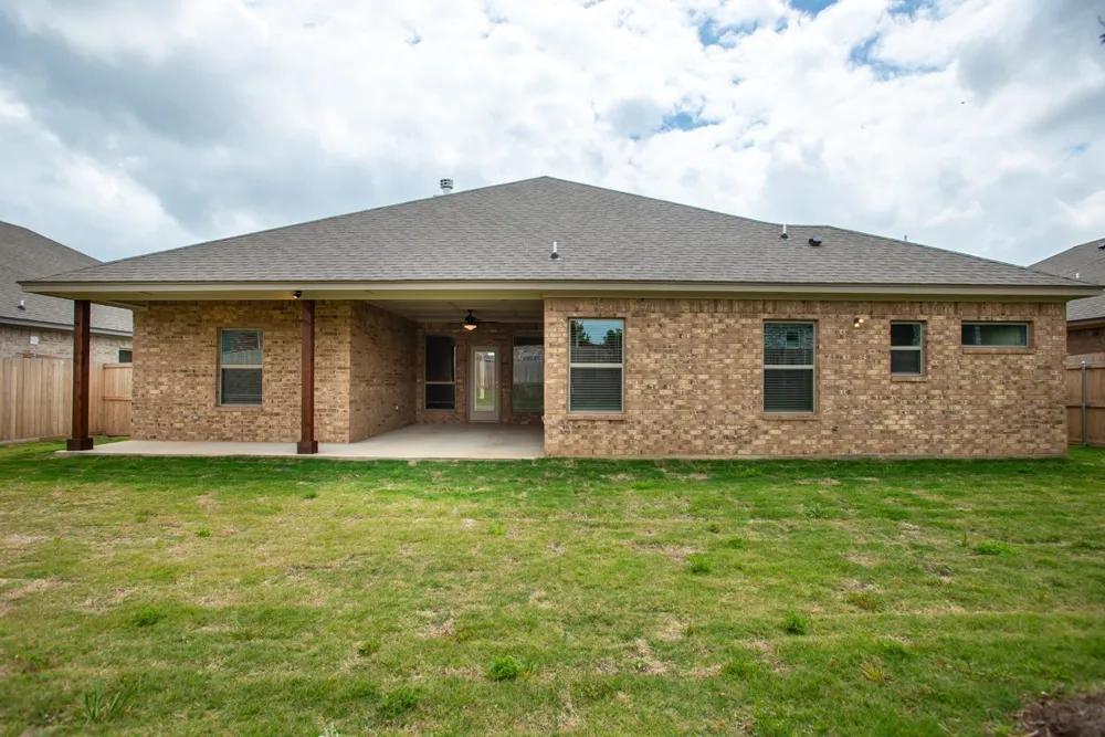 1018 Winchester Drive Nolanville, TX 76559