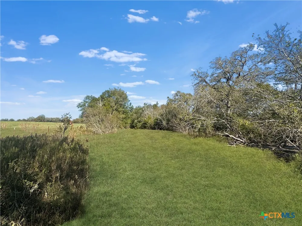 2845 Boehnke Road Flatonia, TX 78949