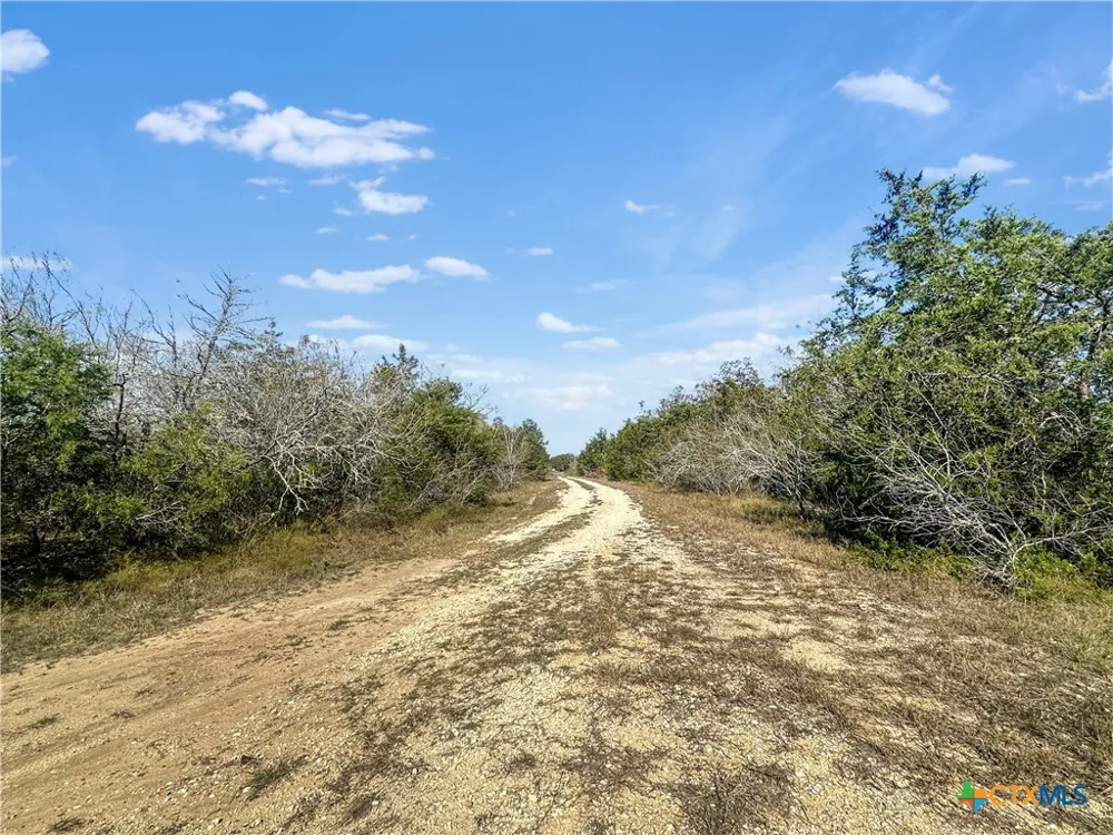 2845 Boehnke Road Flatonia, TX 78949