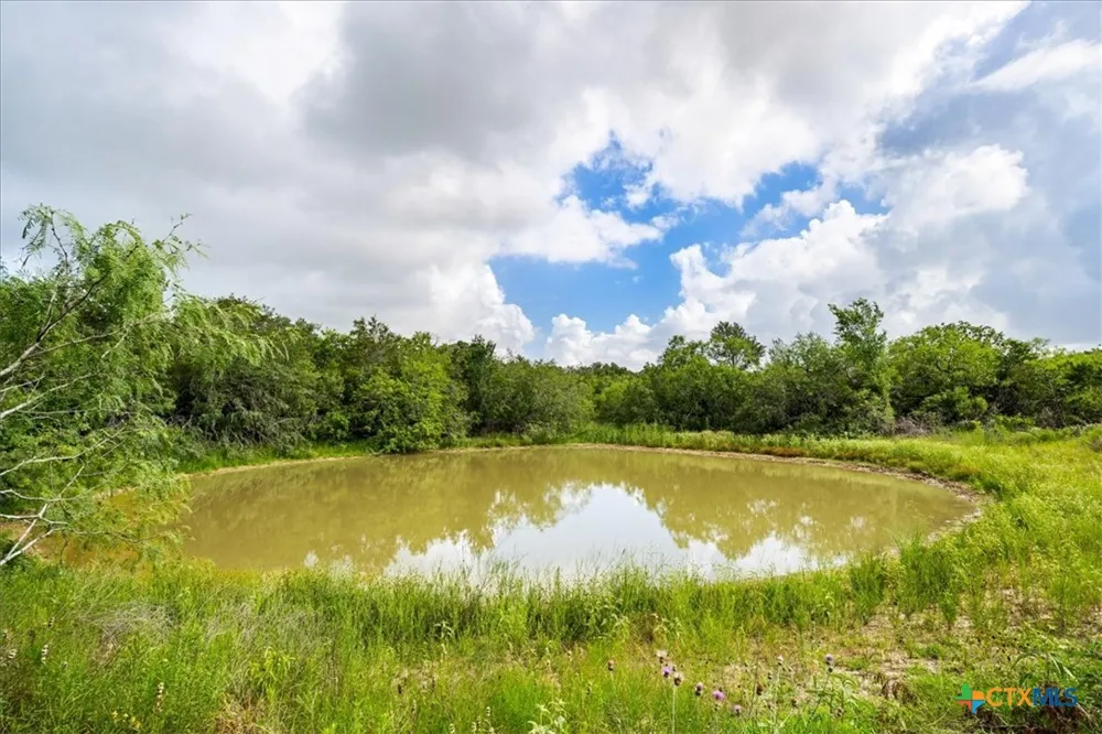 2845 Boehnke Road Flatonia, TX 78949