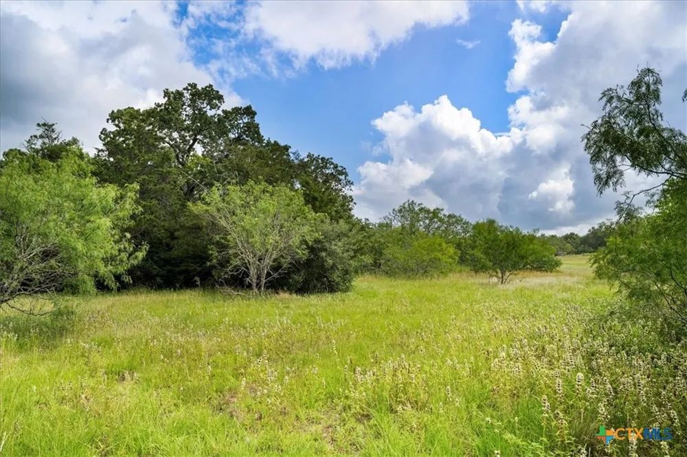 2845 Boehnke Road Flatonia, TX 78949