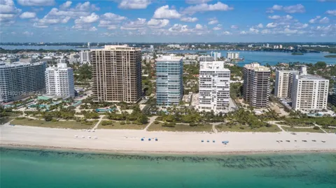 10155 Collins Ave #410