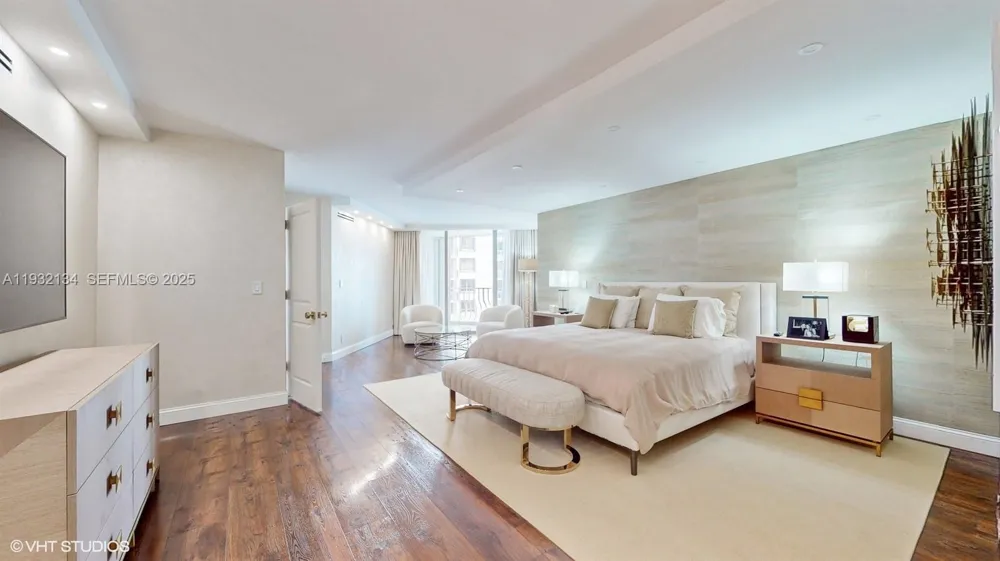 10155 Collins Ave #410 Bal Harbour, FL 33154
