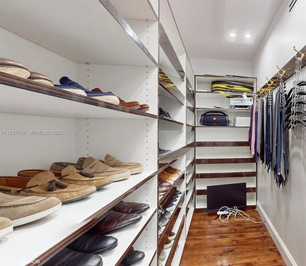 10155 Collins Ave #410 Bal Harbour, FL 33154