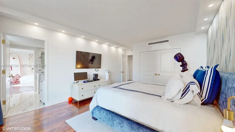 10155 Collins Ave #410 Bal Harbour, FL 33154
