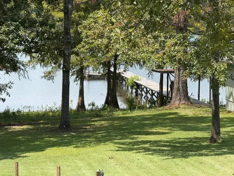 207 Fishers Point