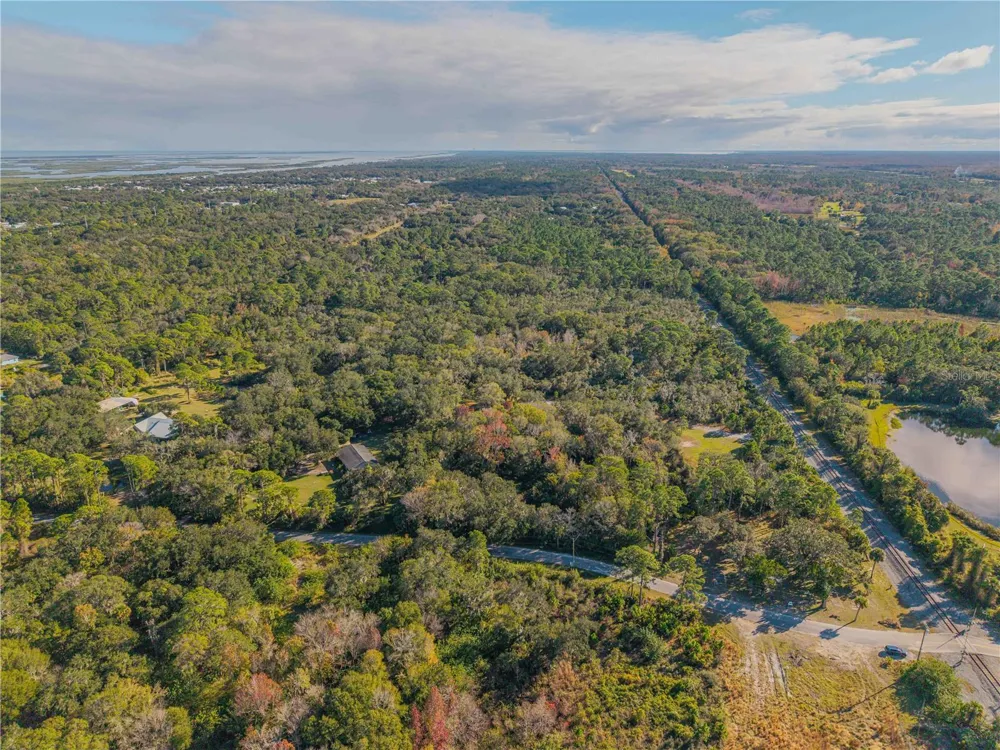 480 CLINTON CEMETERY ROAD Edgewater, FL 32141