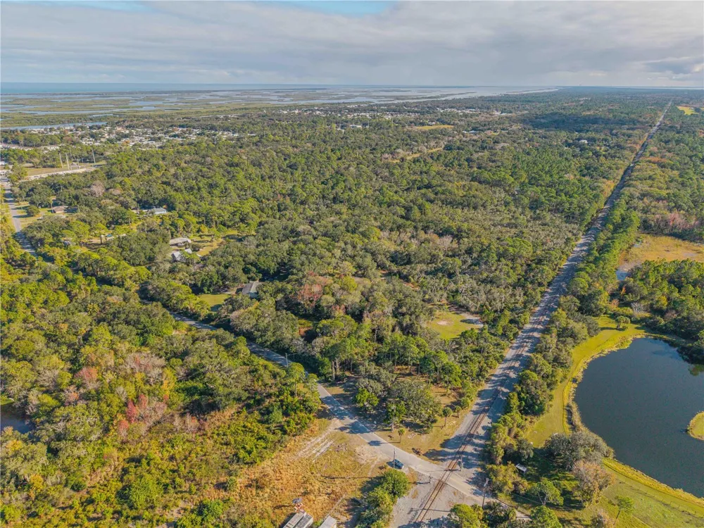480 CLINTON CEMETERY ROAD Edgewater, FL 32141
