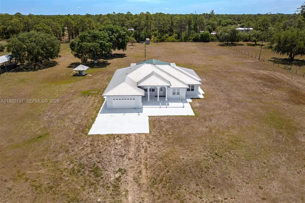 1083 Pollywog Dr. Other City - In The State Of Florida, FL 33935