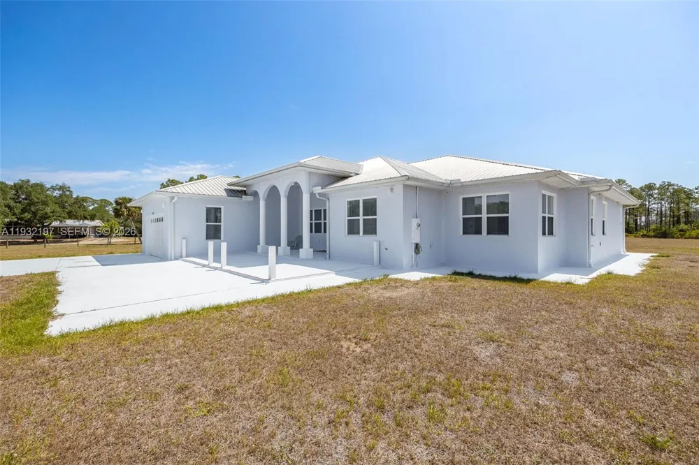 1083 Pollywog Dr. Other City - In The State Of Florida, FL 33935