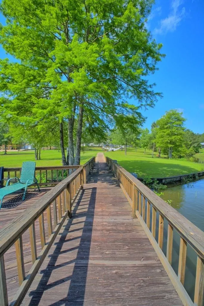 123 Jarrod Drive Burkeville, TX 75932