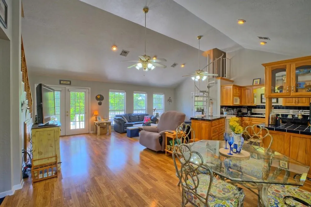 123 Jarrod Drive Burkeville, TX 75932