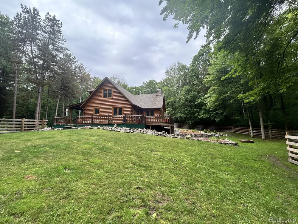 4636 Hope Road Hope Township, MI 48628