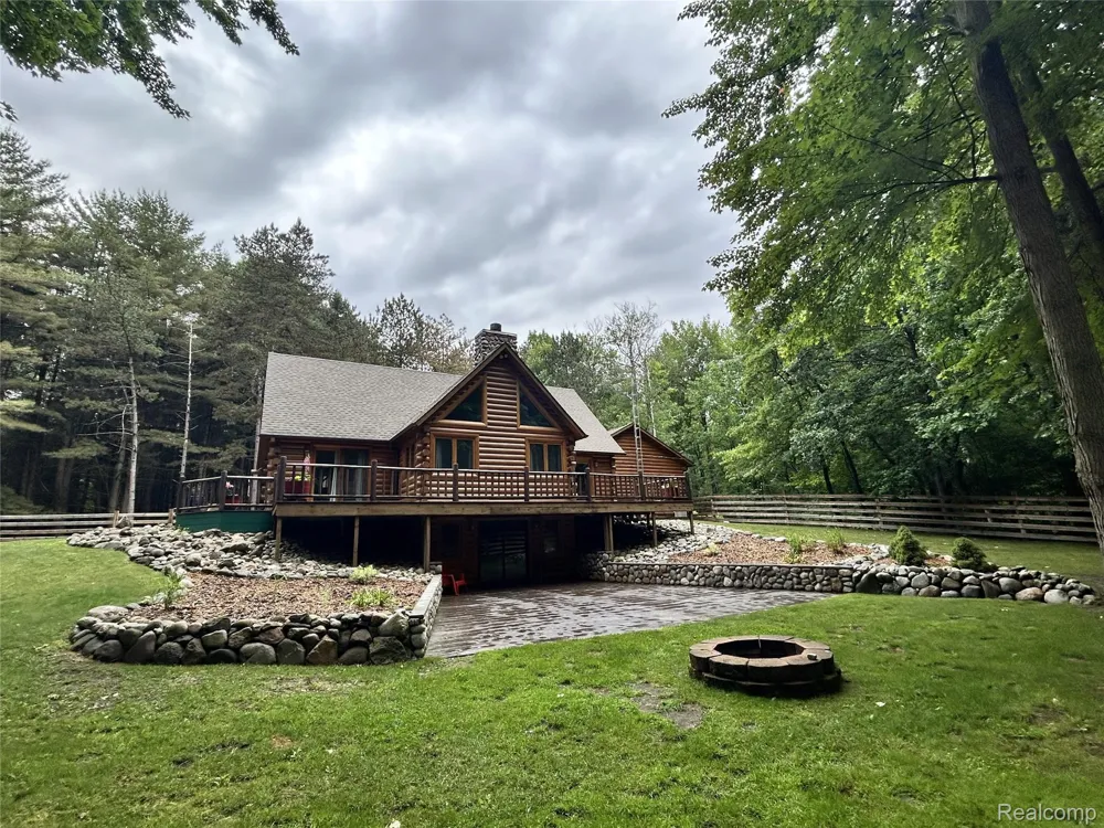 4636 Hope Road Hope Township, MI 48628