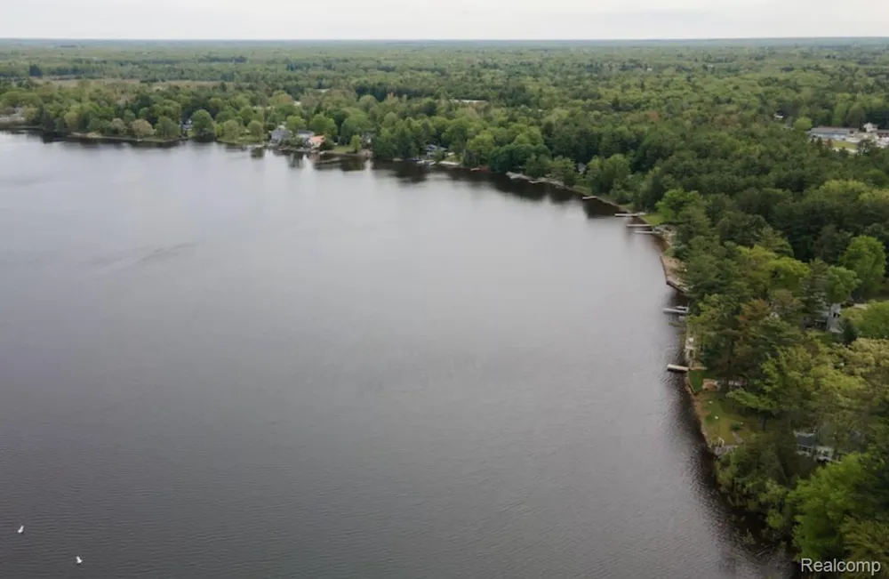 4636 Hope Road Hope Township, MI 48628