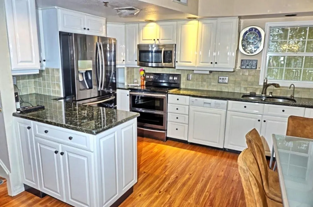 2051 VISTA DEL SOL CIRCLE #201 Lutz, FL 33558