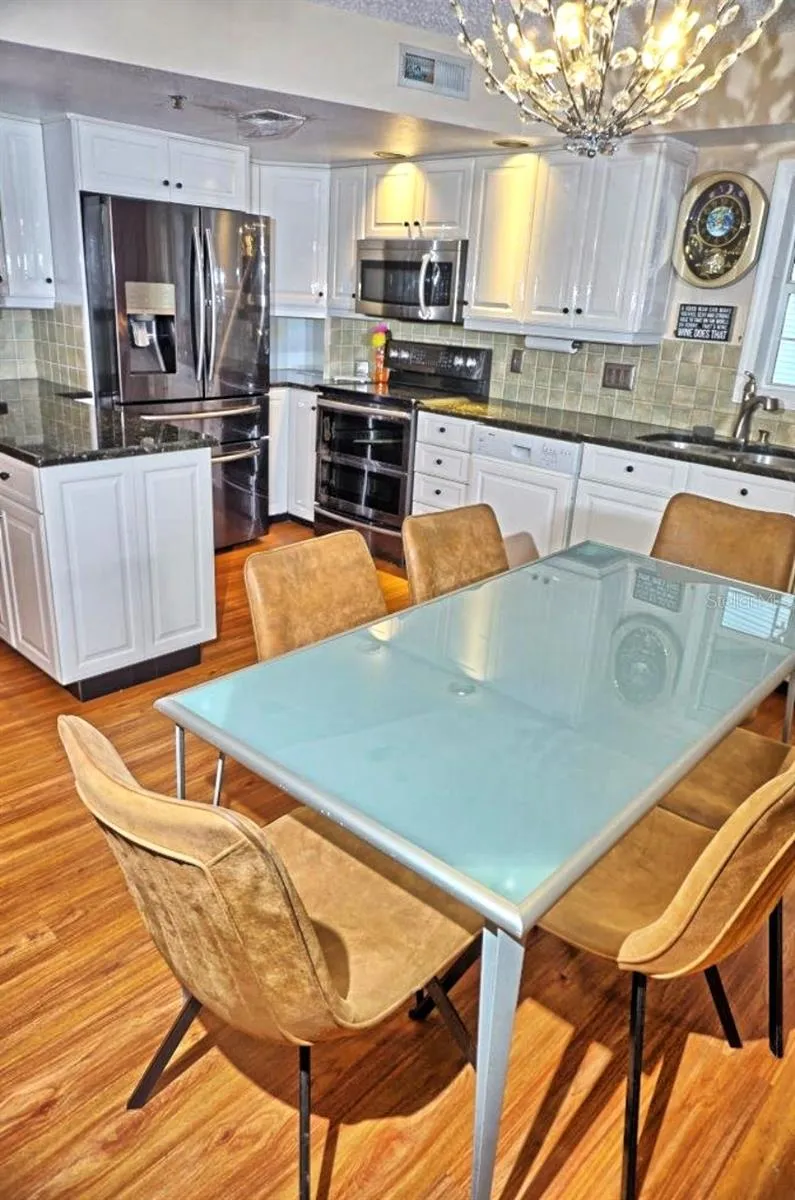 2051 VISTA DEL SOL CIRCLE #201 Lutz, FL 33558