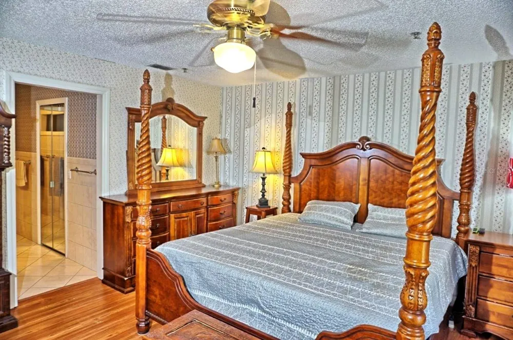 2051 VISTA DEL SOL CIRCLE #201 Lutz, FL 33558