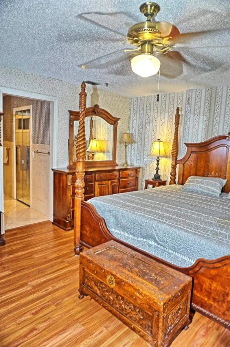 2051 VISTA DEL SOL CIRCLE #201 Lutz, FL 33558