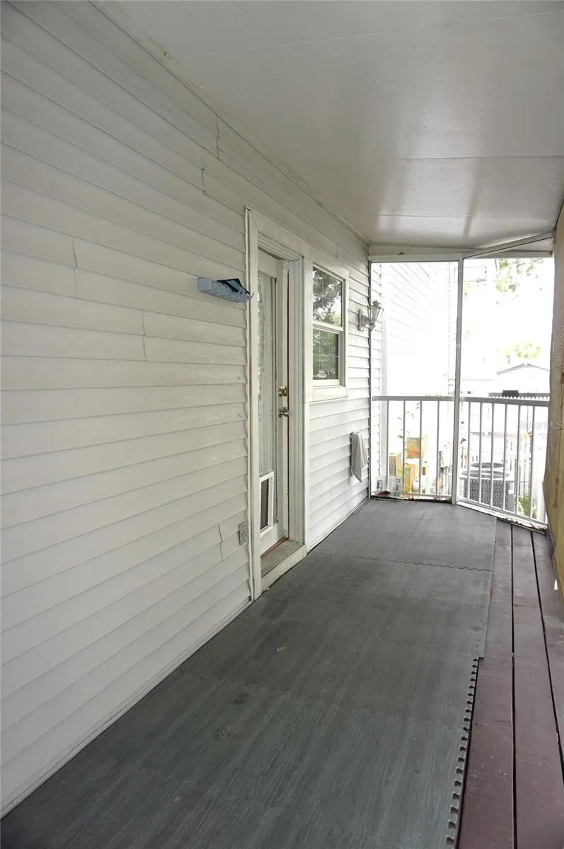 2051 VISTA DEL SOL CIRCLE #201 Lutz, FL 33558