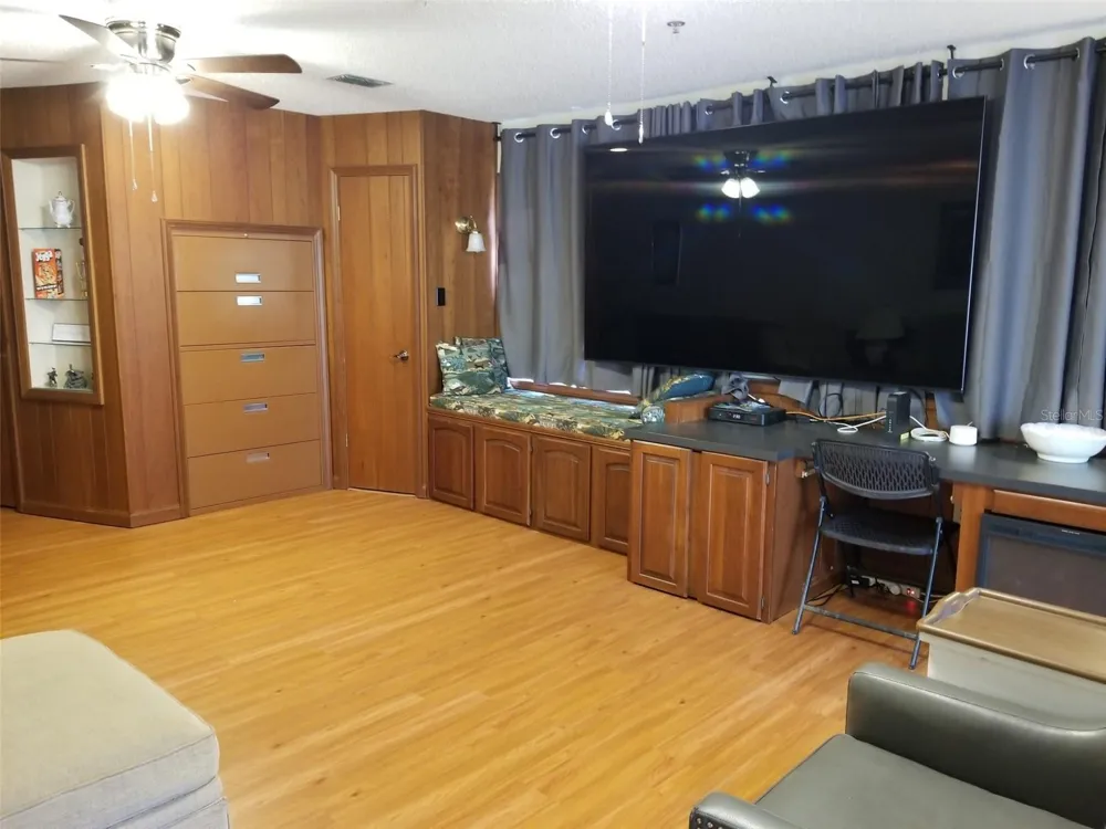 2051 VISTA DEL SOL CIRCLE #201 Lutz, FL 33558