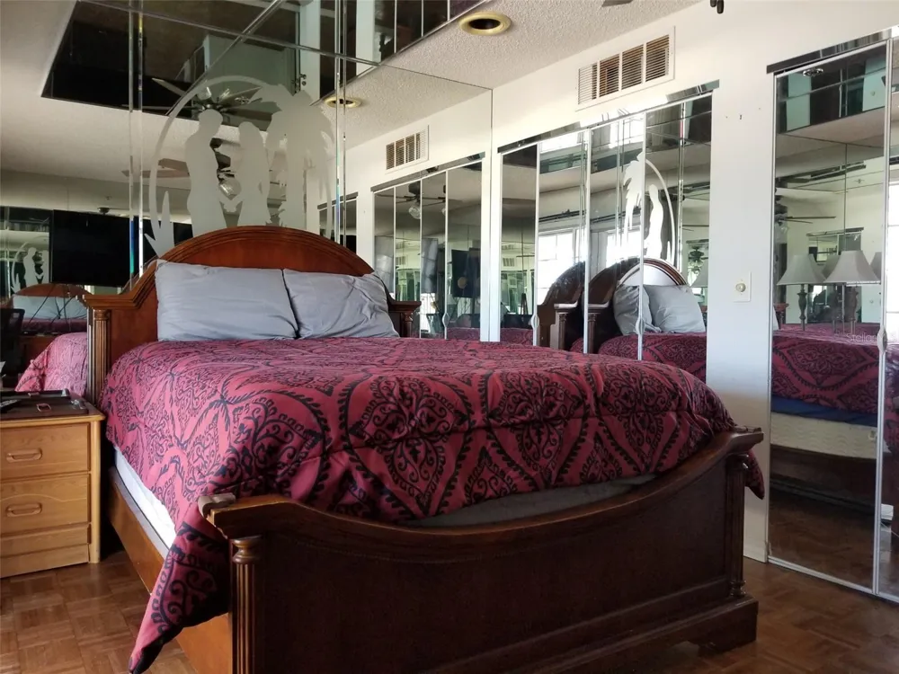 2051 VISTA DEL SOL CIRCLE #201 Lutz, FL 33558
