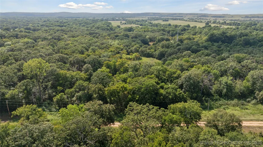 10 Fox Run Run Henryetta, OK 74437