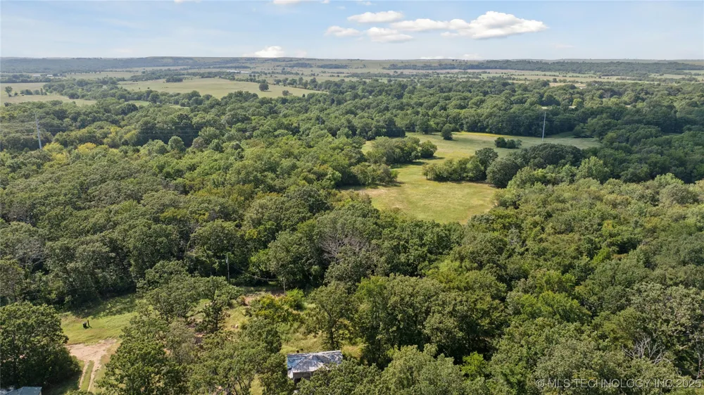 10 Fox Run Run Henryetta, OK 74437