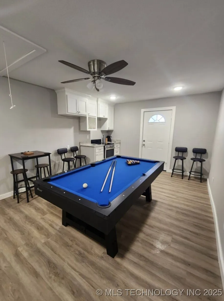 907 S McKinley Calera, OK 74730