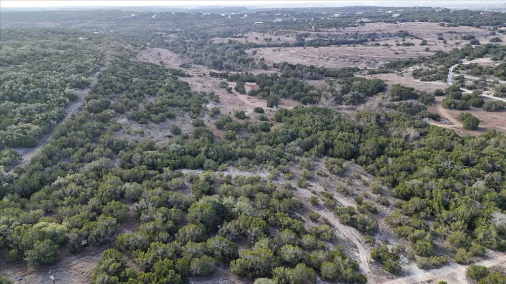 445 E Skyline Acres Wimberley, TX 78676