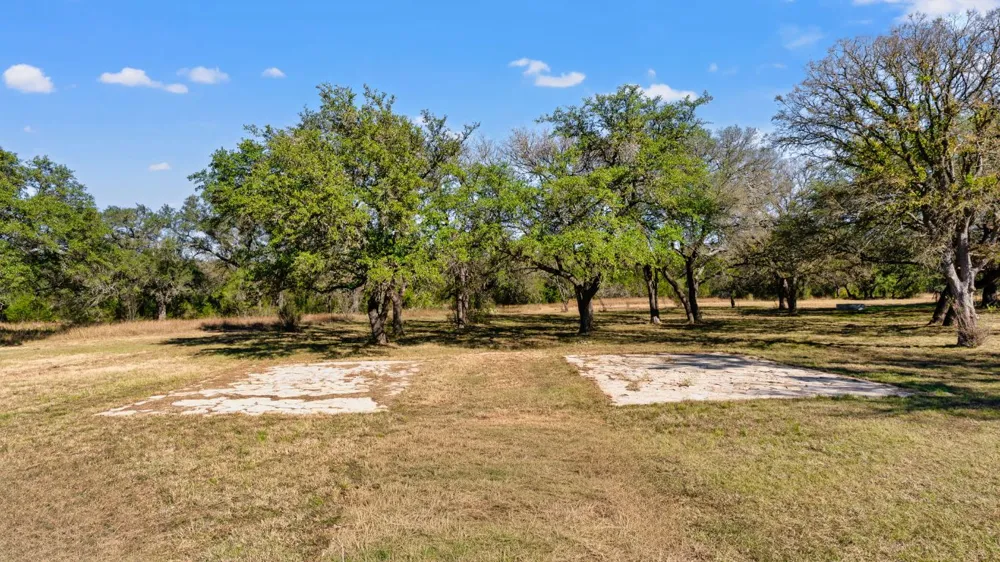 25711 Hamilton Pool Road Round Mountain, TX 78663