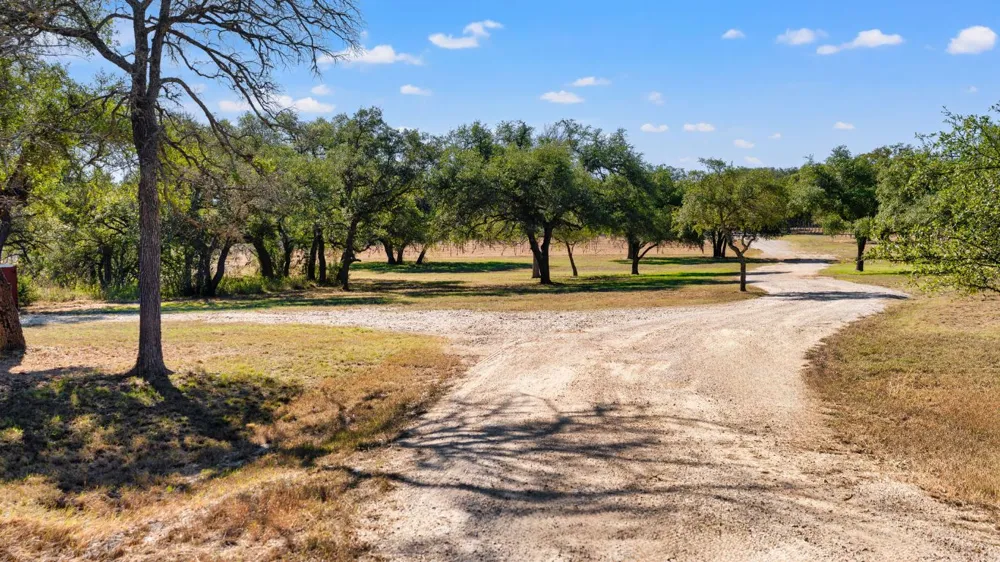 25711 Hamilton Pool Road Round Mountain, TX 78663