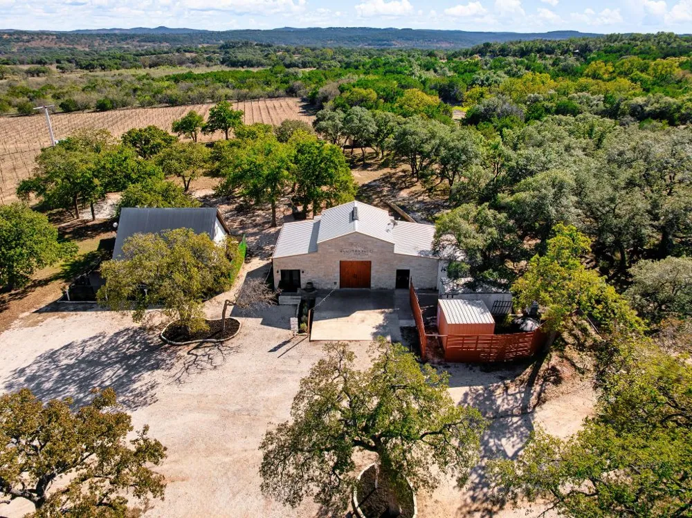 25711 Hamilton Pool Road Round Mountain, TX 78663