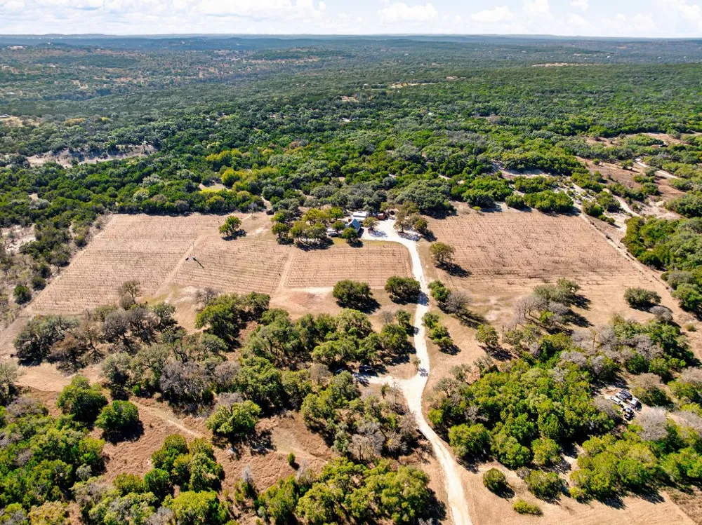 25711 Hamilton Pool Road Round Mountain, TX 78663