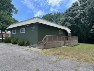 106 S Broadway Street Grove, OK 74344