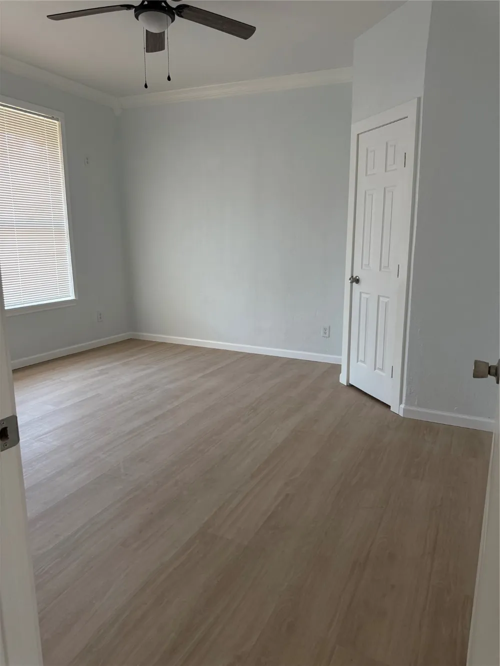 404 W Elm Street Whitewright, TX 75491