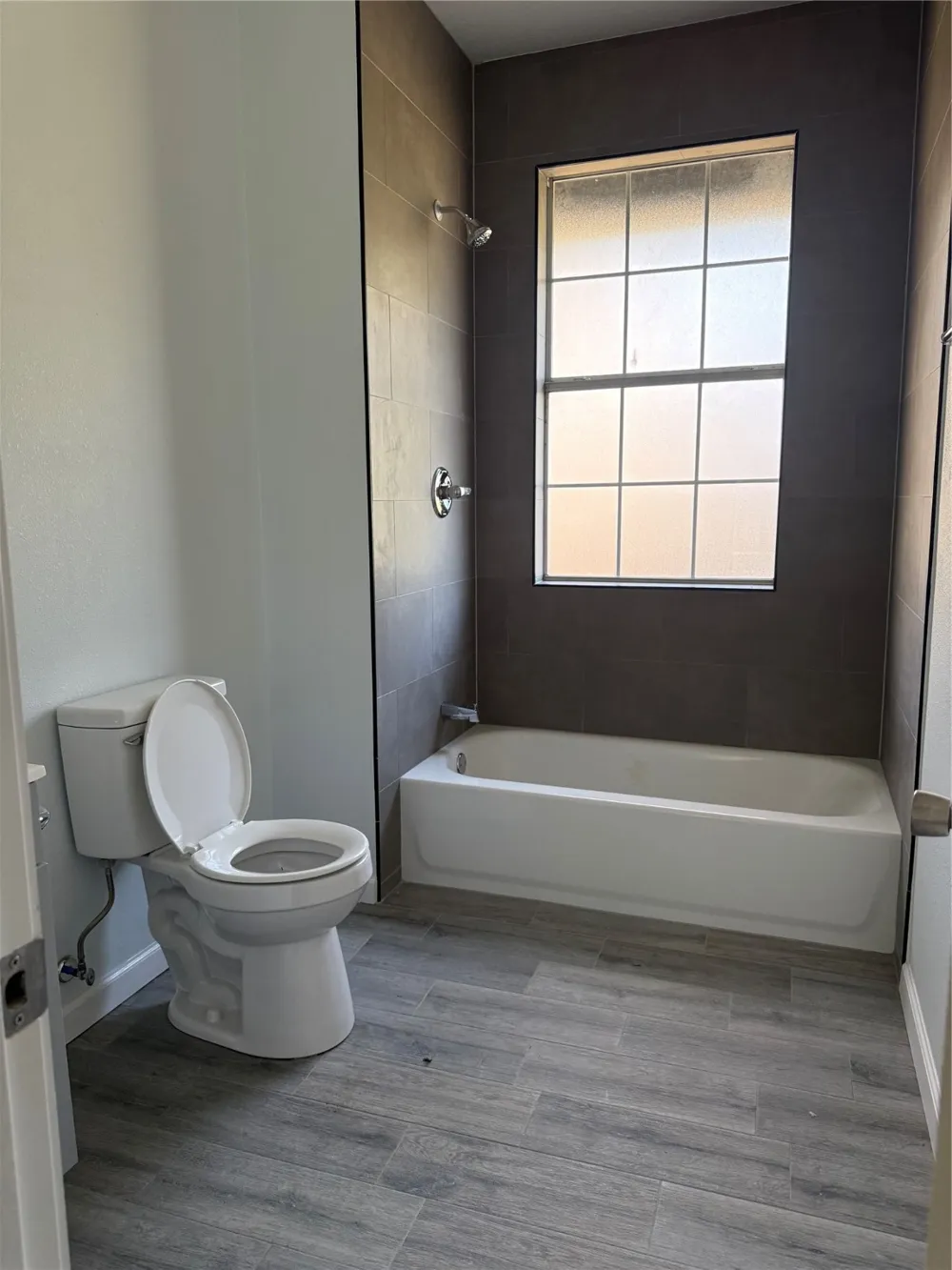 404 W Elm Street Whitewright, TX 75491