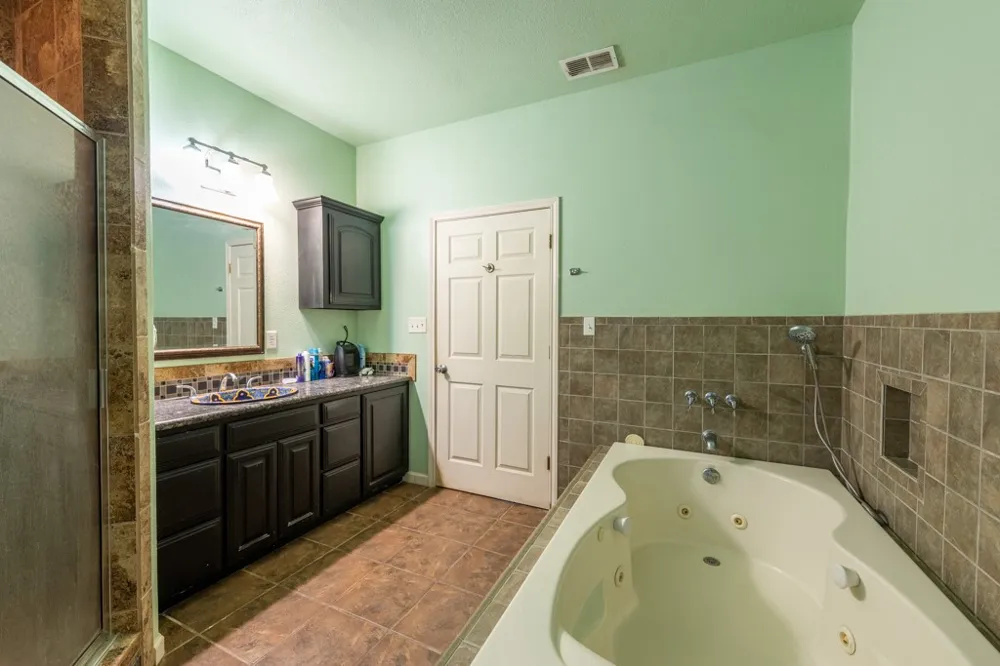 235 Lakeshore Drive Sandia, TX 78383