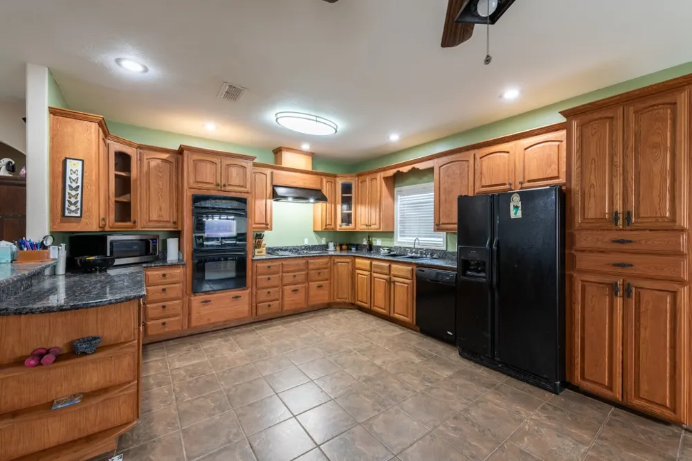 235 Lakeshore Drive Sandia, TX 78383