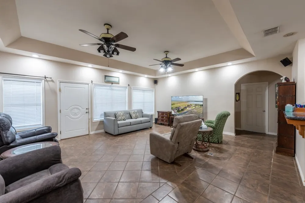 235 Lakeshore Drive Sandia, TX 78383