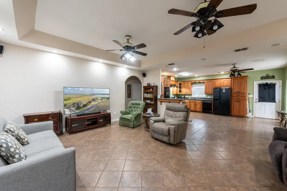 235 Lakeshore Drive Sandia, TX 78383